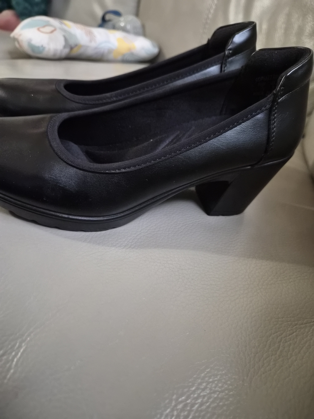 Classic Black Block Heel Women's Pumps